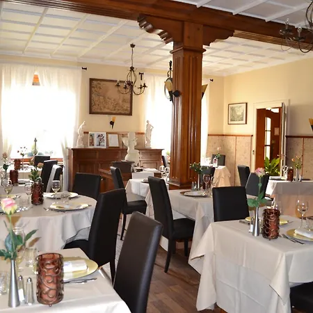 Hotel Logis Restaurant La Tete Des Faux Le Bonhomme