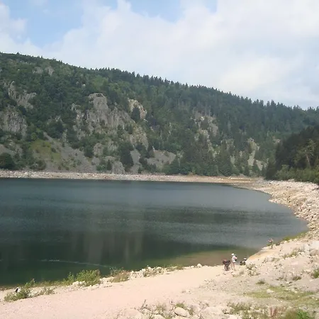 Otel Logis Restaurant La Tete Des Faux Le Bonhomme