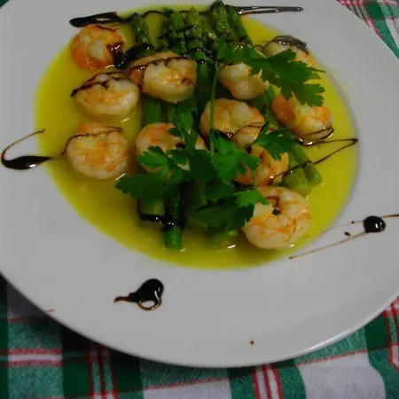 Otel Logis Restaurant La Tete Des Faux