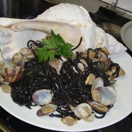 Hotel Logis Restaurant La Tete Des Faux Le Bonhomme
