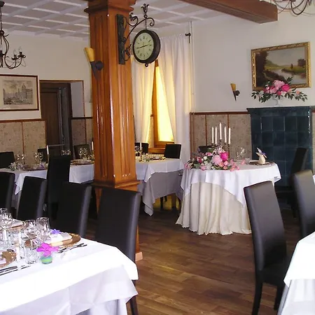 Logis Restaurant La Tete Des Faux 2* Le Bonhomme