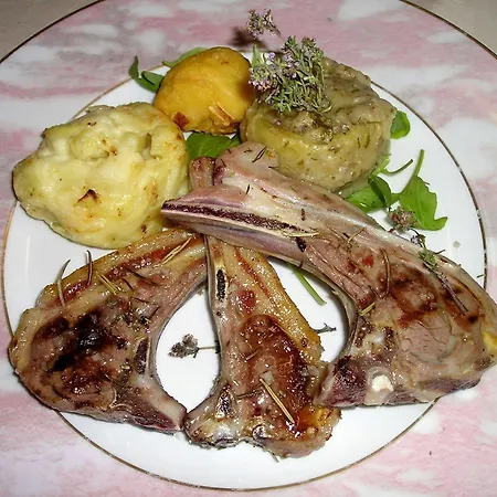 Logis Restaurant La Tete Des Faux Le Bonhomme