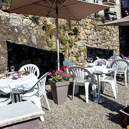 Hotel Logis Restaurant La Tête Des Faux