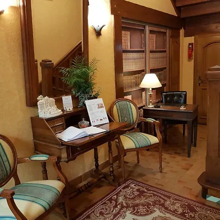 Logis Restaurant La Tete Des Faux Hotel Le Bonhomme