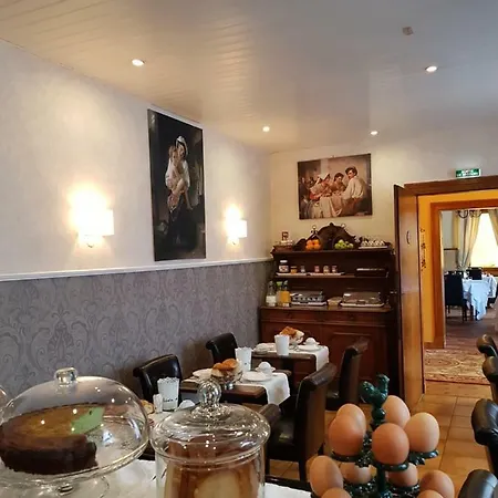 Logis Restaurant La Tête Des Faux 2*